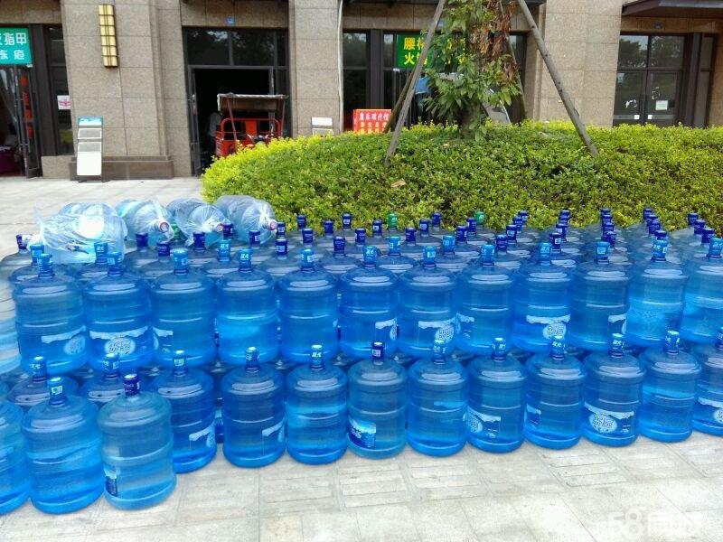 飲用桶裝水中會(huì)含有多少微生物 飲用桶裝水中會(huì)含有多少微生物